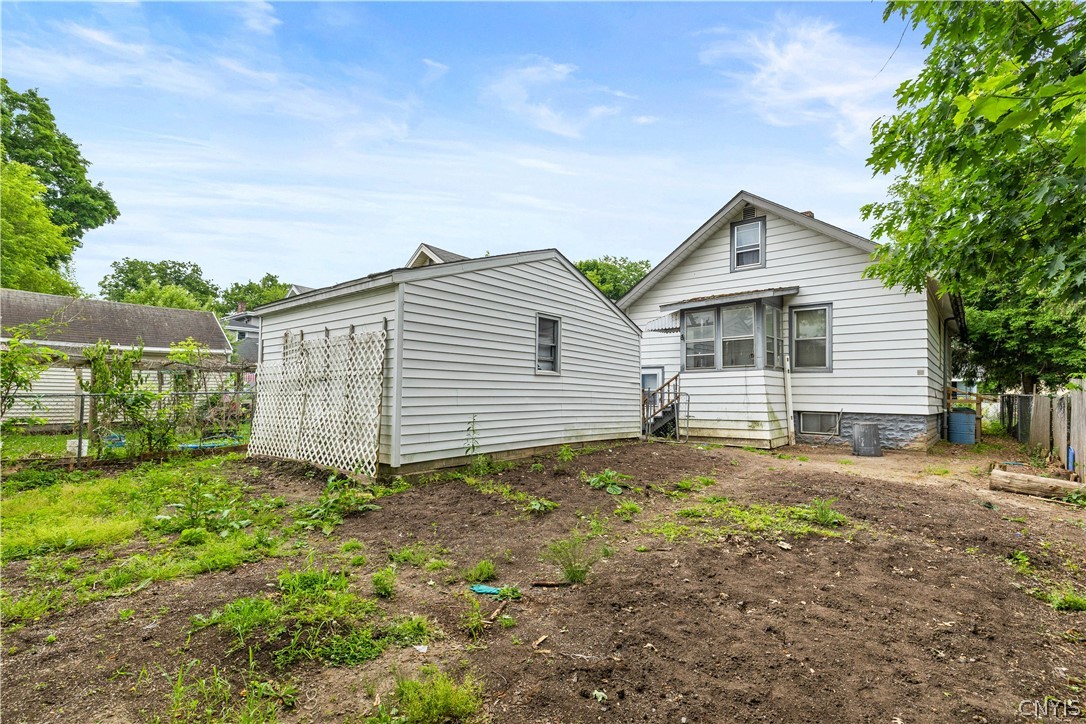 812 Watson Place