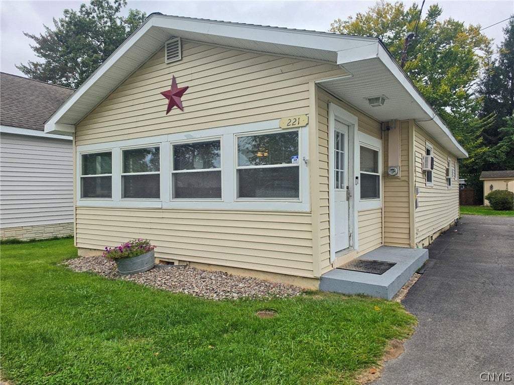 MLS: S1717420