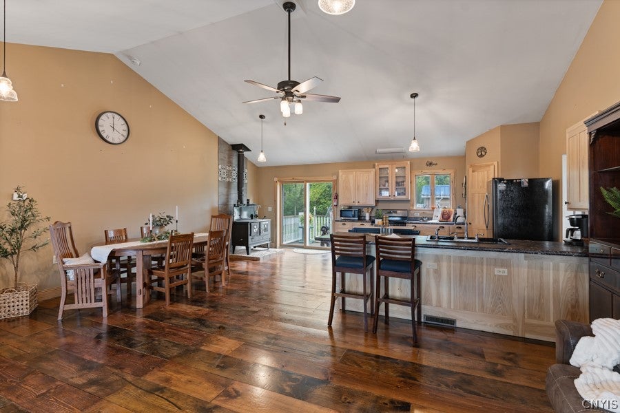 1617 Dairy Hill Road