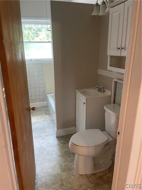 Tiny photo for 1014 Carbon Street, Syracuse, NY 13208 (MLS # S1690206)