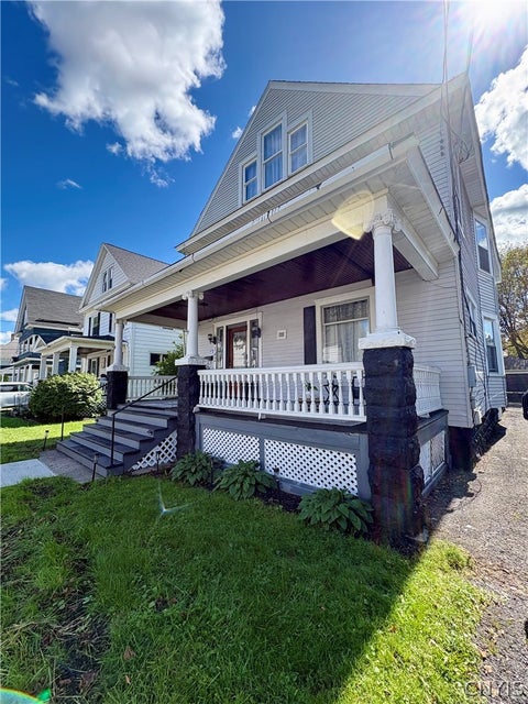 Homes For Rent - 142 Curtis Place<br/> Cayuga County, Auburn, NY 13021