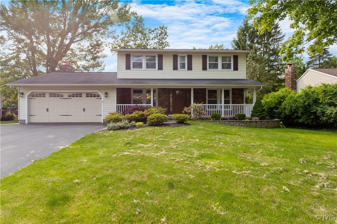 7991 Nutmeg Lane, Clay, New York image 1