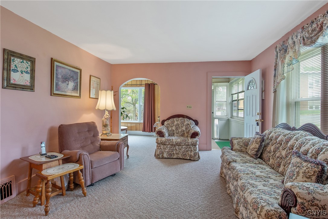 329 Hazelhurst Avenue, Syracuse, New York image 8