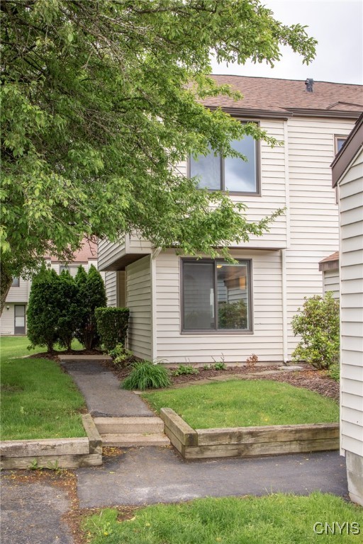 501 Barnstable Court, Camillus, New York image 3
