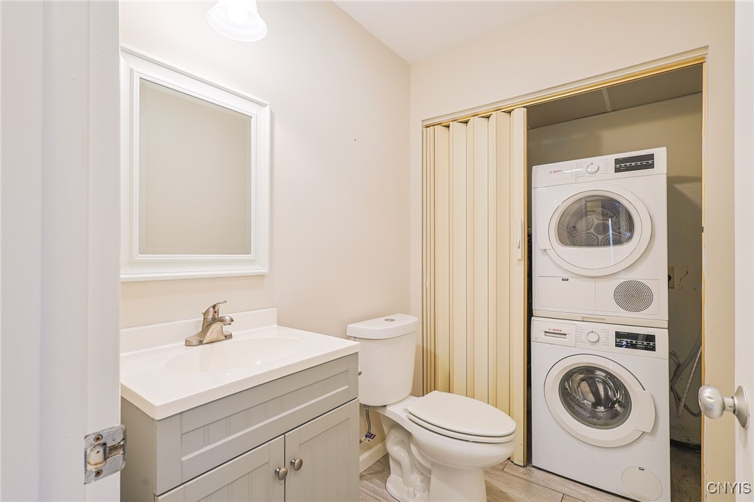 501 Barnstable Court, Camillus, New York image 16