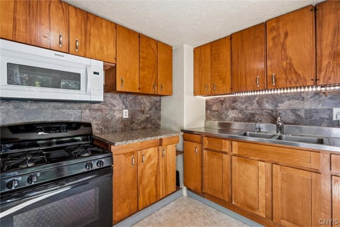 Tiny photo for 305 Richardson Drive, Clay, NY 13212 (MLS # S1724125)