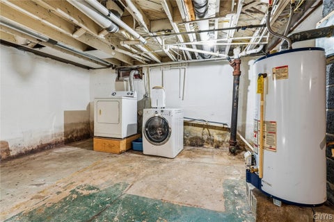 Tiny photo for 305 Richardson Drive, Clay, NY 13212 (MLS # S1724125)