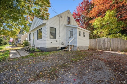 Tiny photo for 305 Richardson Drive, Clay, NY 13212 (MLS # S1724125)