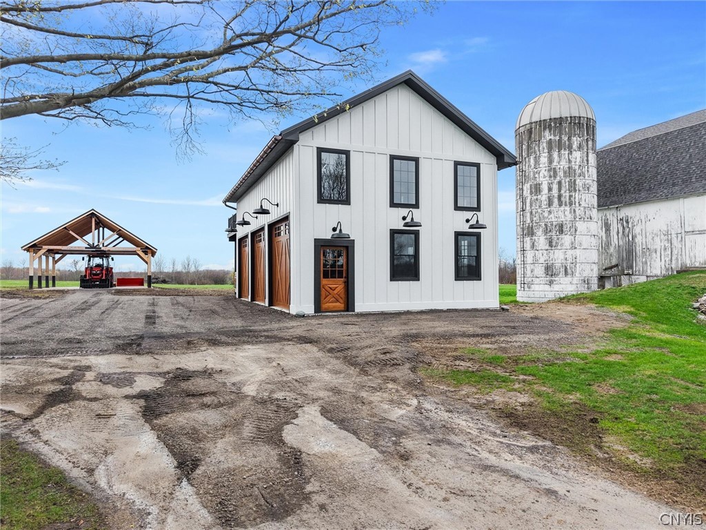 7852 State Route 104