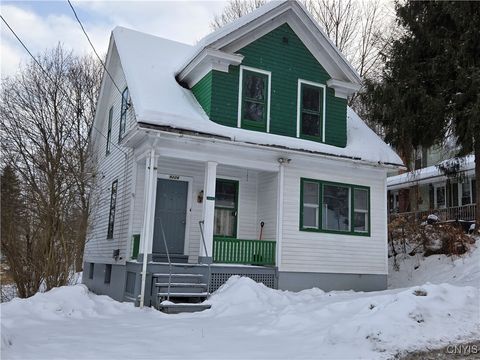 Photo of 9226 Red Hill Road, New Hartford, NY 13319 (MLS # S1654460)