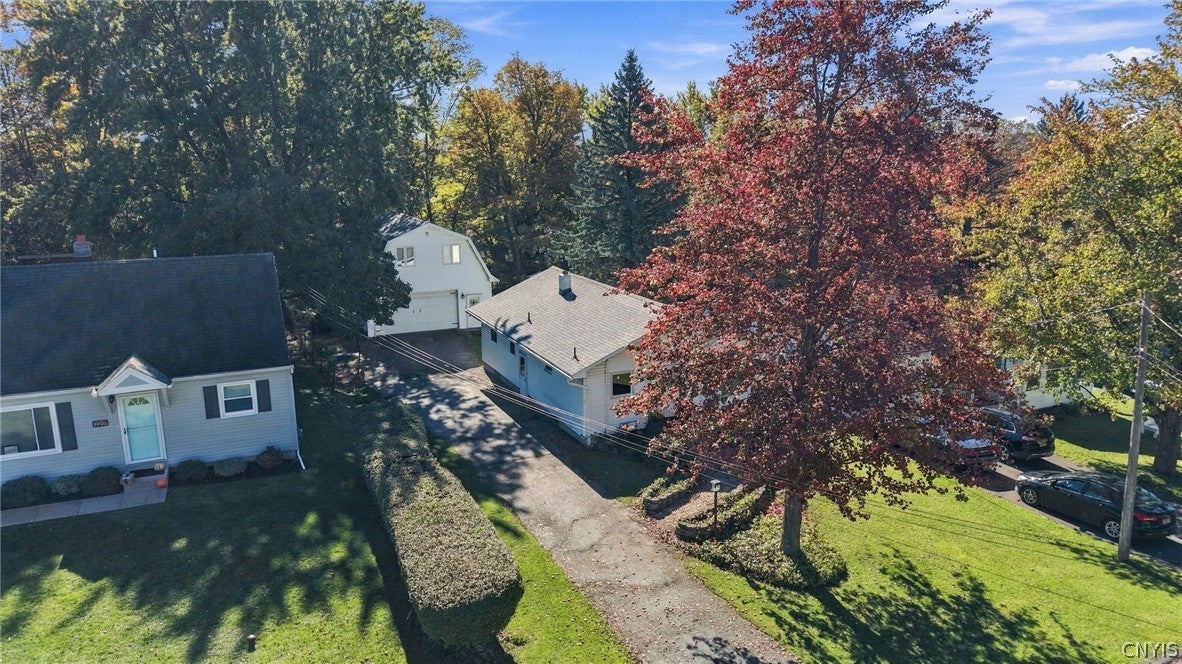 129 Kendall Drive W