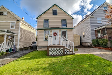 Photo of 24 Chase Street, Auburn, NY 13021 (MLS # S1724645)