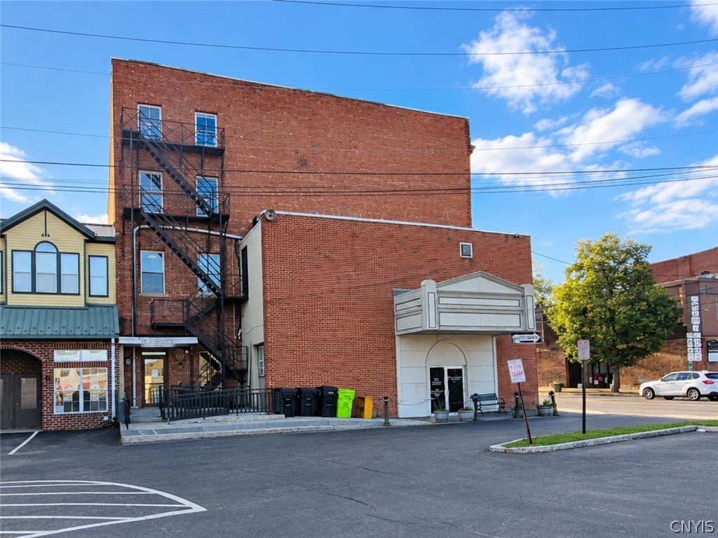 36 Oswego Street