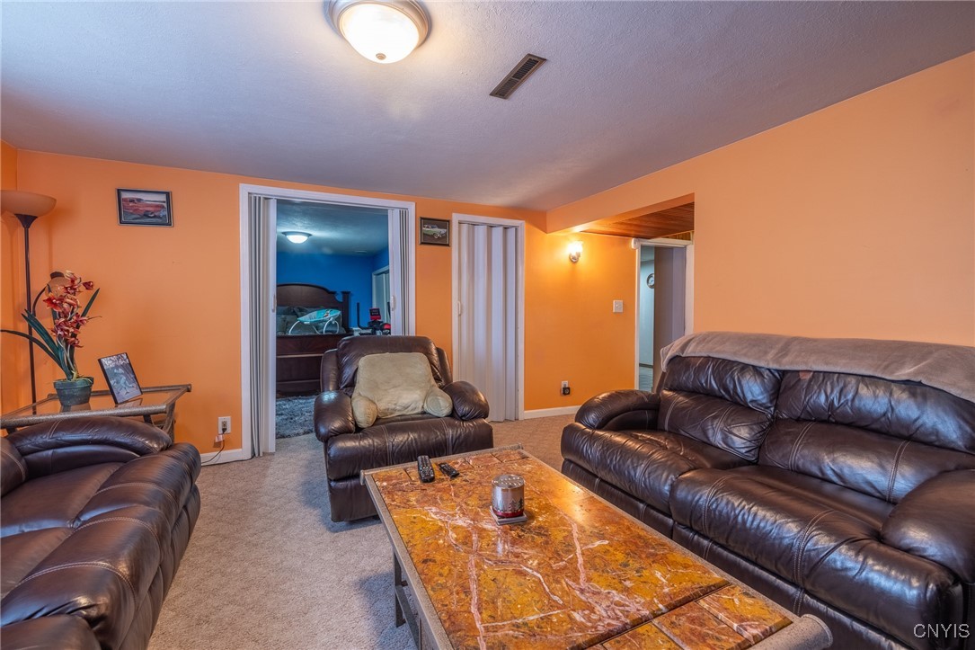 341 N Collingwood Avenue, Syracuse, New York image 9