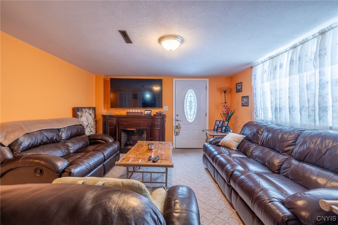 341 N Collingwood Avenue, Syracuse, New York image 8
