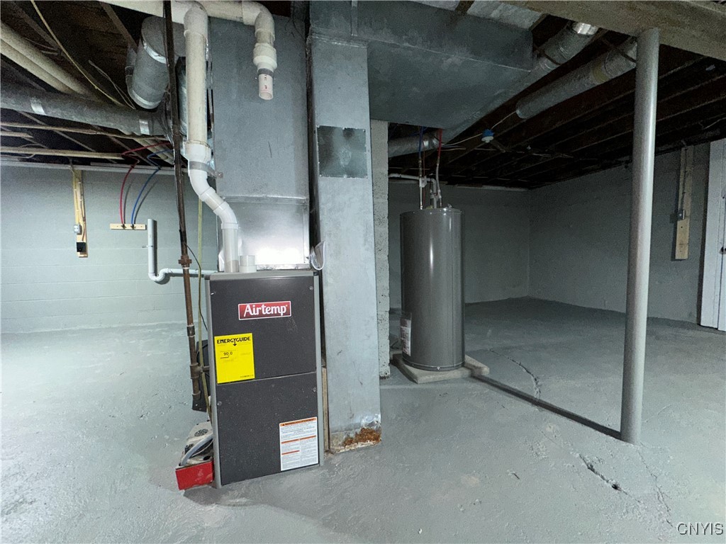 120 Van Mara Drive, Cicero, New York image 37