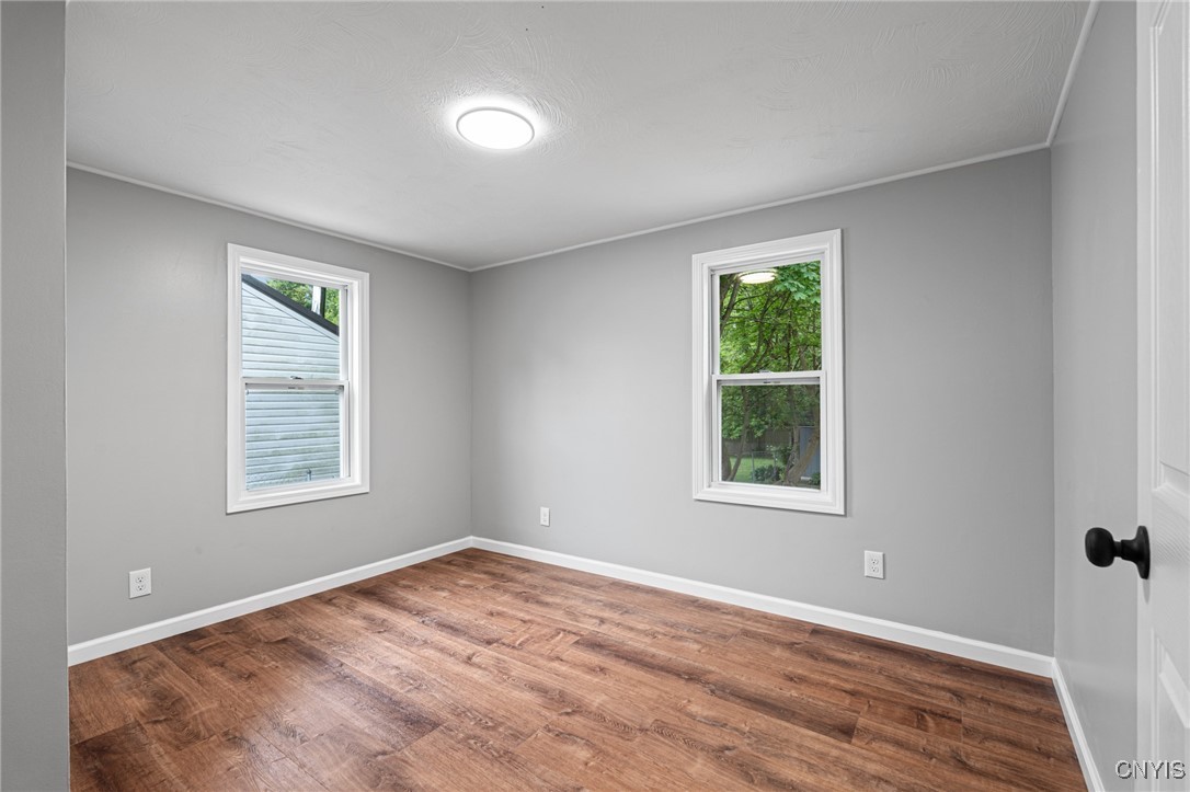 120 Van Mara Drive, Cicero, New York image 22
