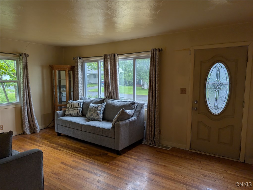 161 W Florence Avenue, Syracuse, New York image 3