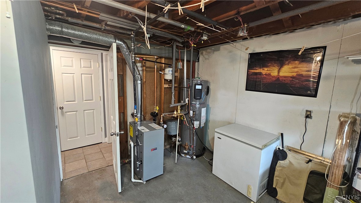 115 East Way, Camillus, New York image 22