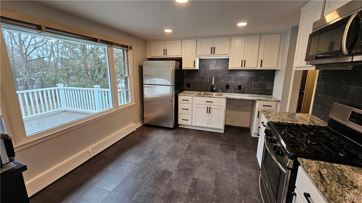 115 East Way, Camillus, New York image 7