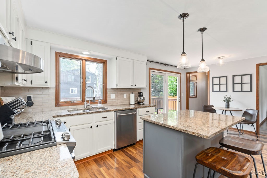 4292 Persimmon, Clay, New York image 9