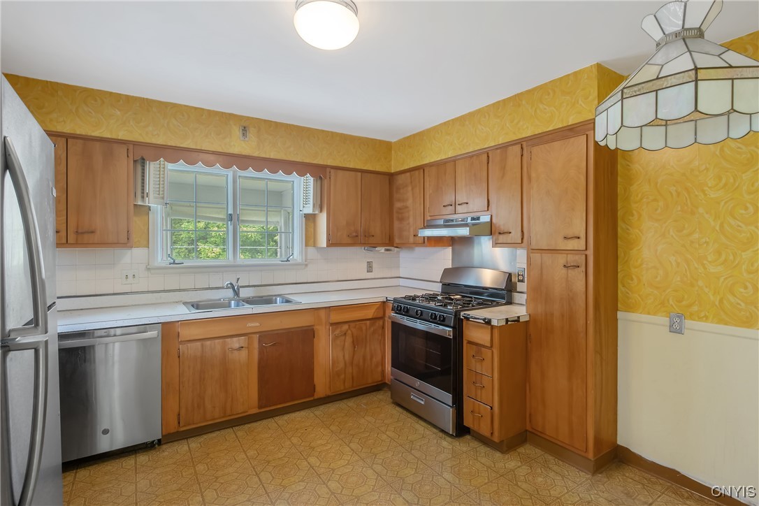 4575 Meadowridge Road, Manlius, New York image 11