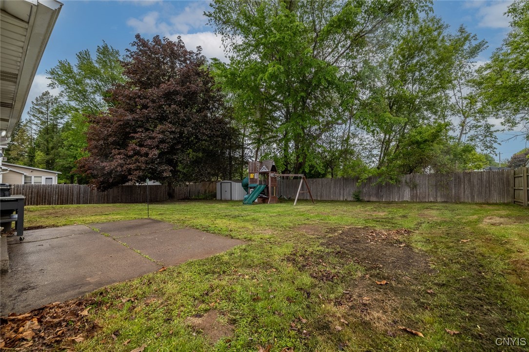 7634 Anne Terrace, Clay, New York image 5
