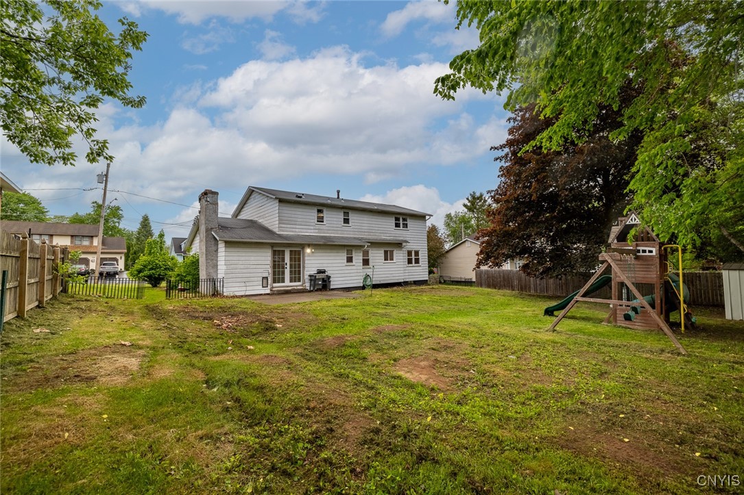 7634 Anne Terrace, Clay, New York image 3