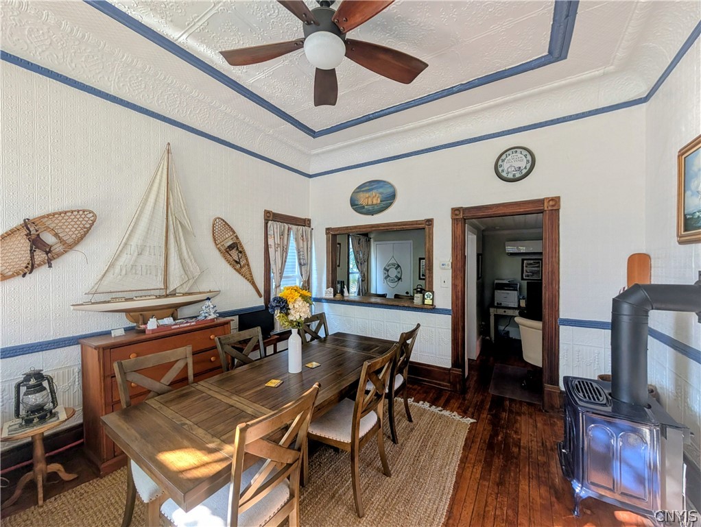 203 W Main Street