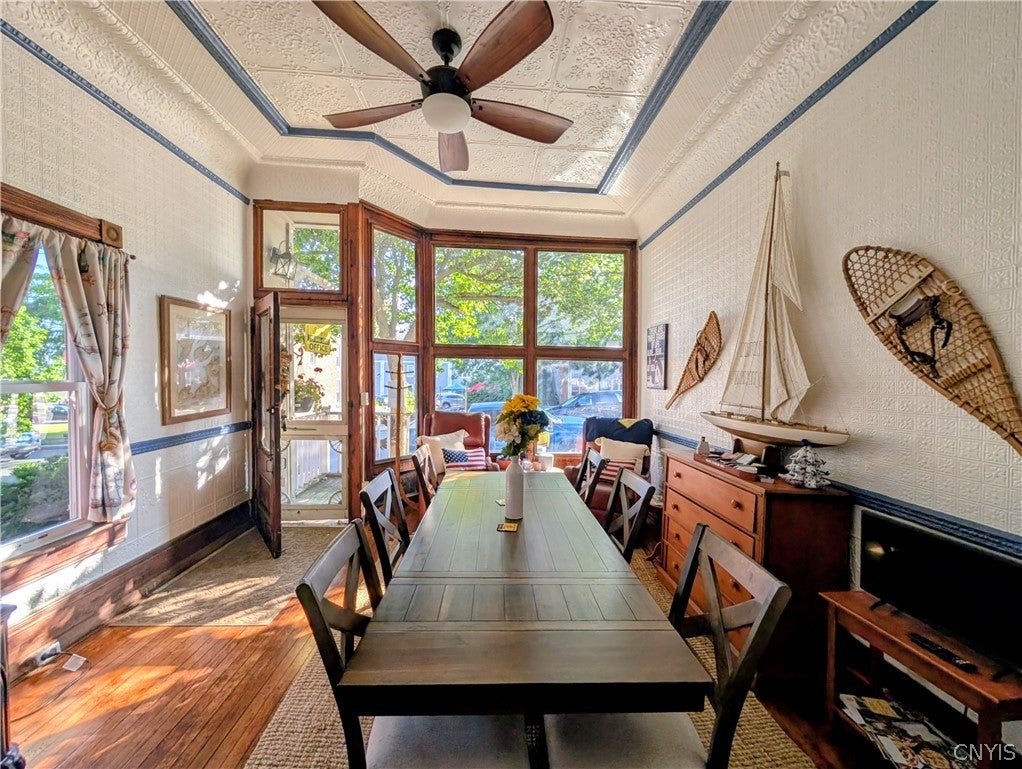 203 W Main Street