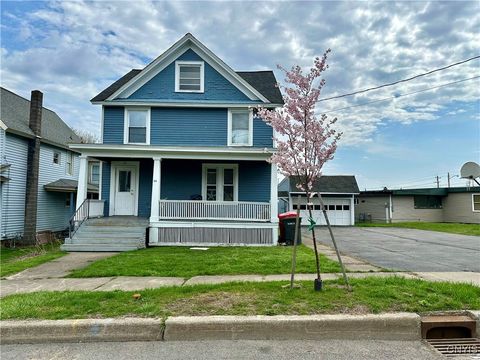 99 5th Avenue, Oswego-City, NY 13126 - MLS#: S1589028