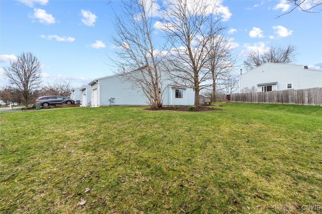 8423 Fathom Drive, Clay, New York image 36