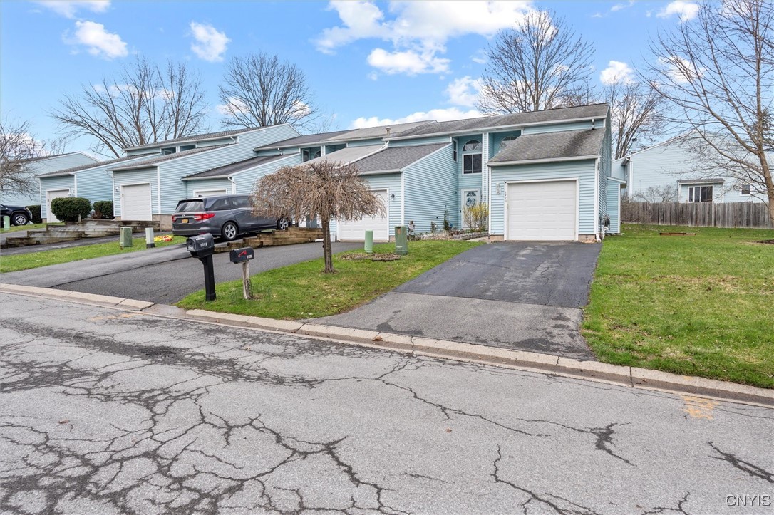 8423 Fathom Drive, Clay, New York image 4