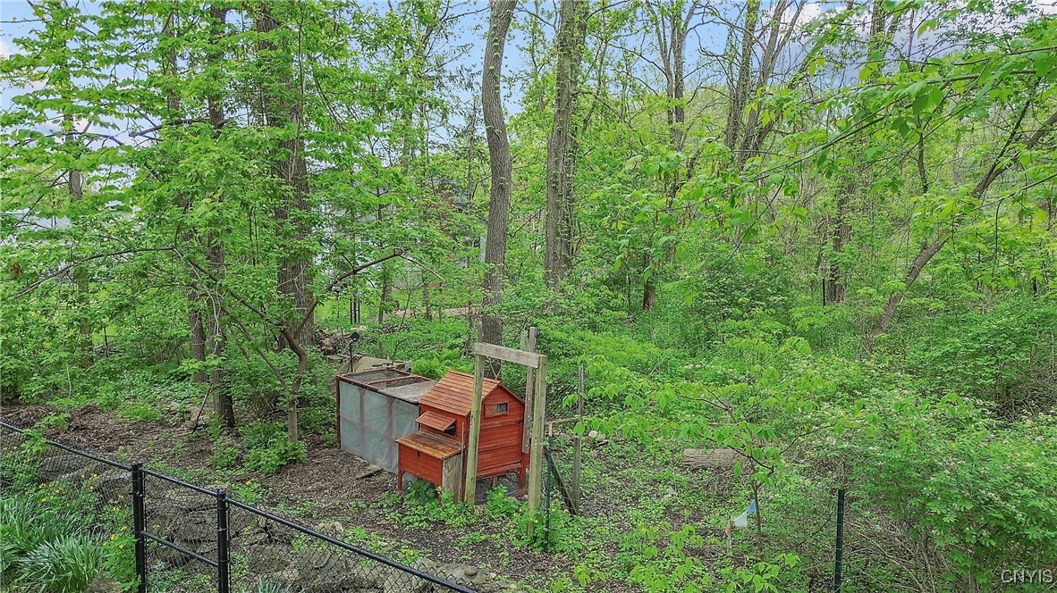 9 Bishop Drive, Manlius, New York image 46