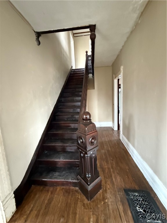 620 Court Street, Syracuse, New York image 10
