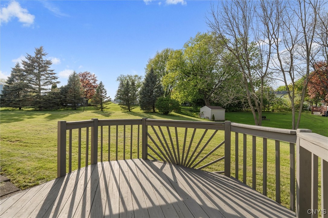 5761 Chantilly Court, Manlius, New York image 36