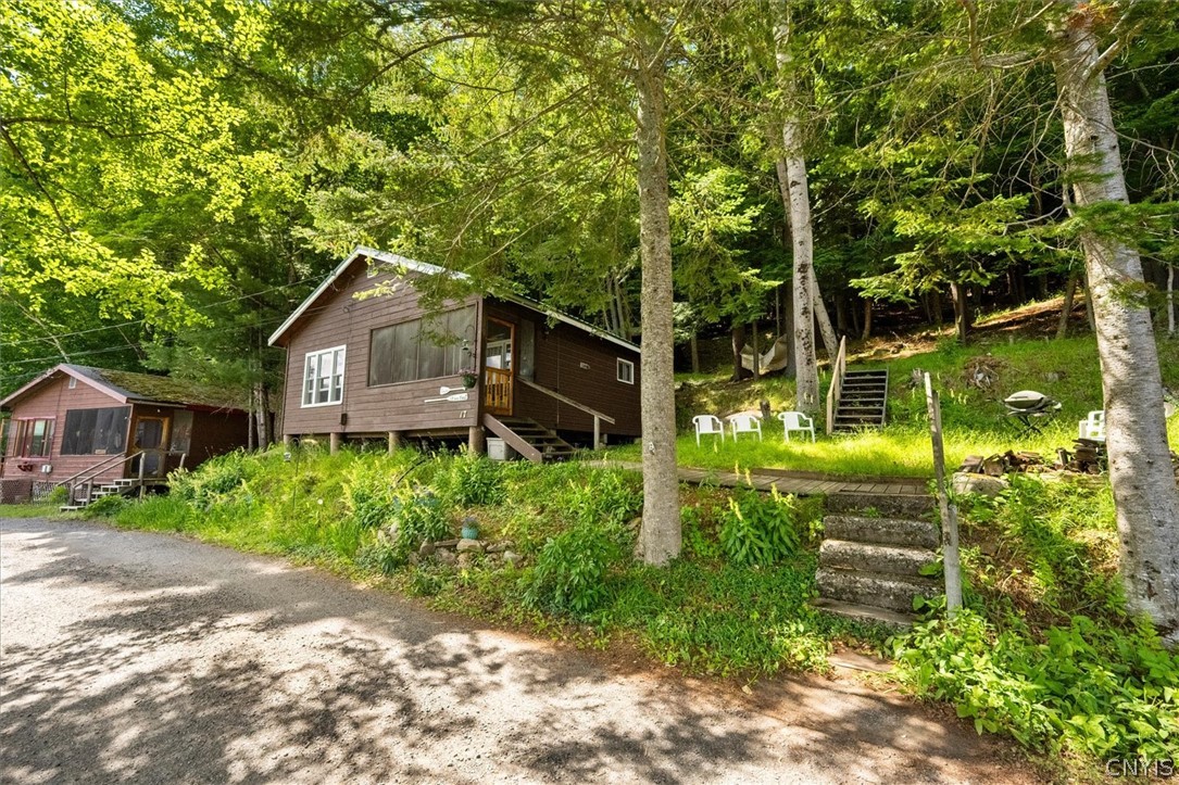 17 Sixth Lake Rd.