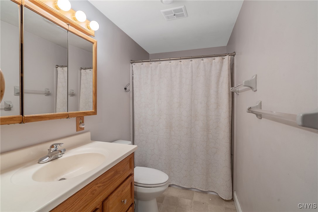7756 Signet Lane, Cicero, New York image 16