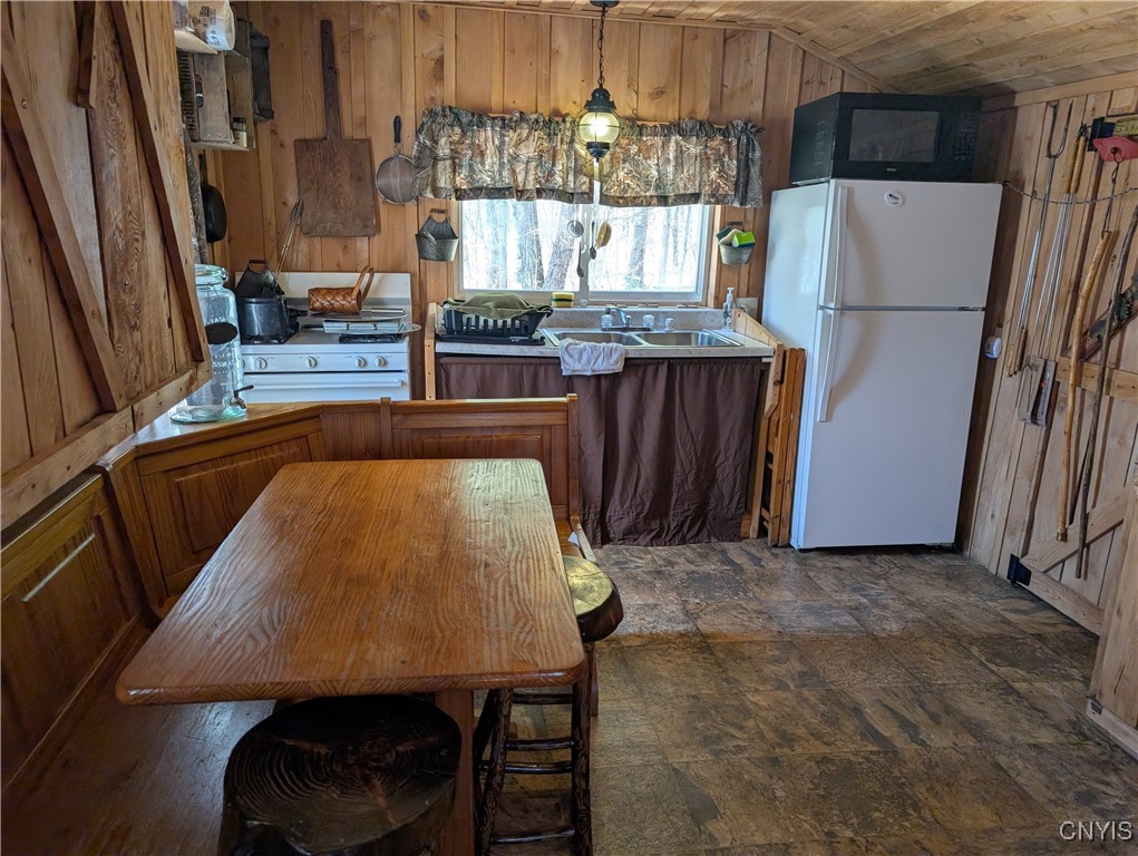 6 Shaw Road, Edwards, New York image 9