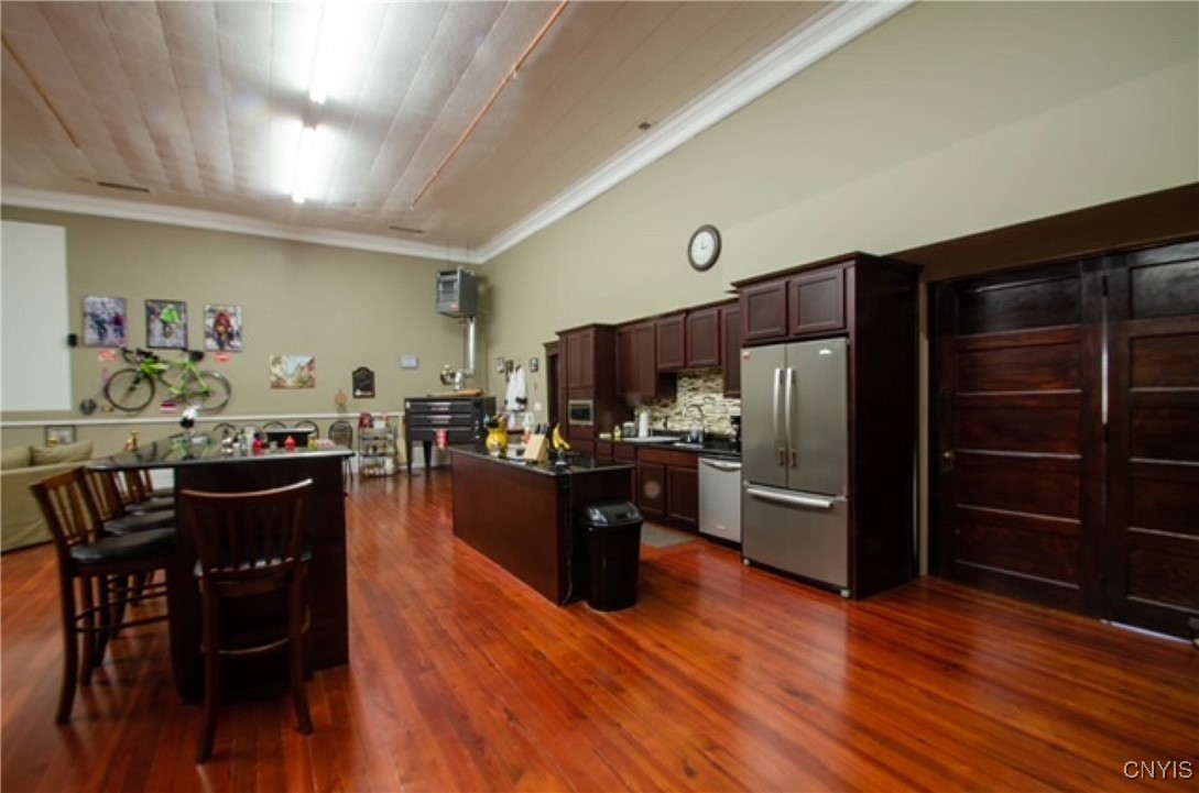 Norwich-City, New York 13815, United States, 10 Bedrooms Bedrooms, ,Residential,Active,49695