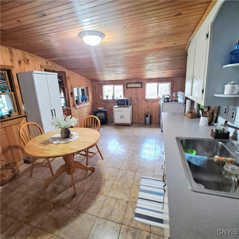 2475 Waldron Road, Camden, New York image 10