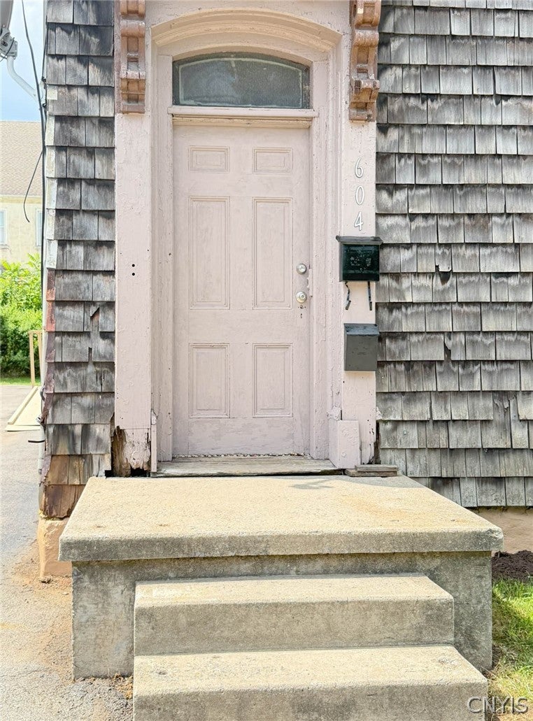 604 Mohawk Street