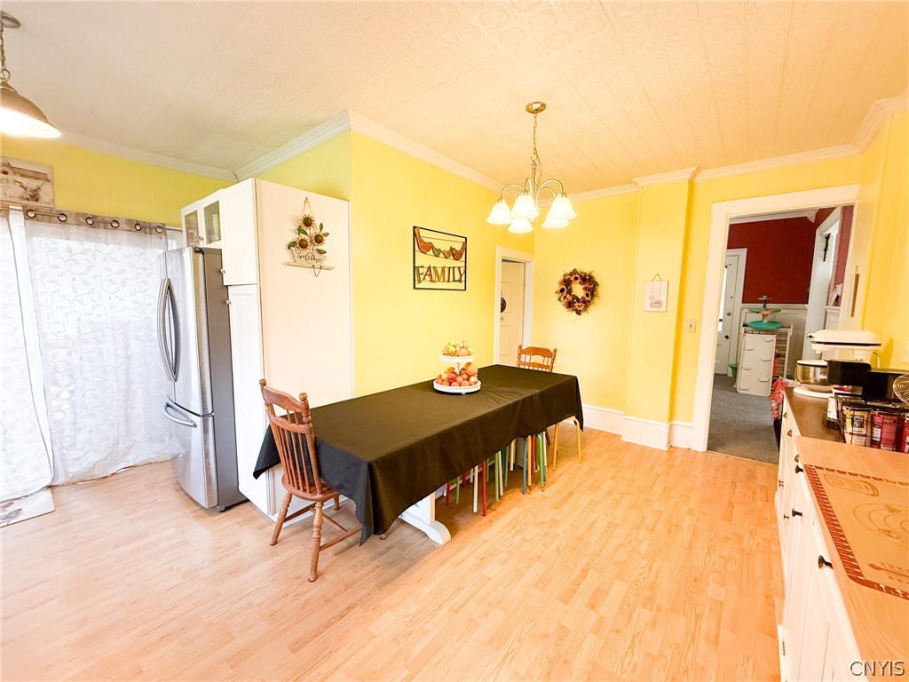 1083 Glenwood Circle