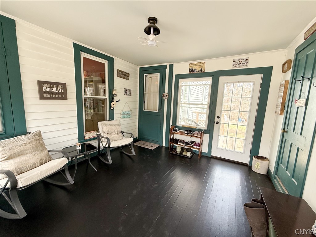 1083 Glenwood Circle