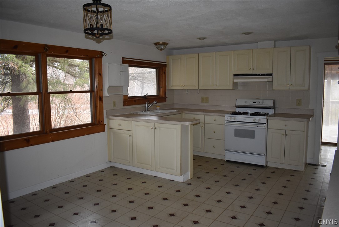 3024 State Route 215