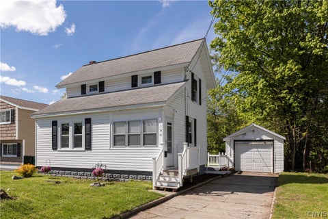 Homes For Sale - 106 Lynhurst Avenue<br/> Clay, NY 13212