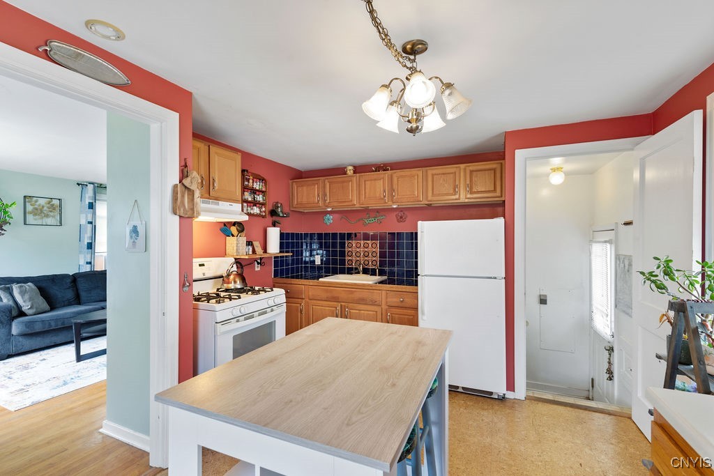 320 Stafford Avenue, Syracuse, New York image 8