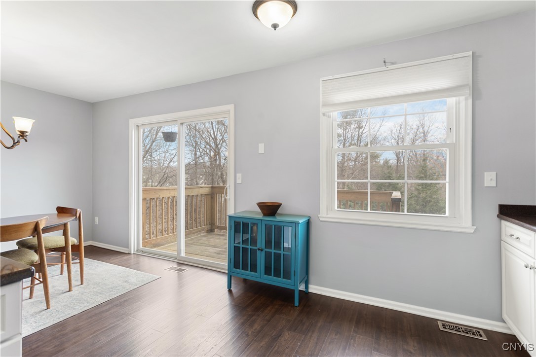 8124 Verbeck Drive, Manlius, New York image 16