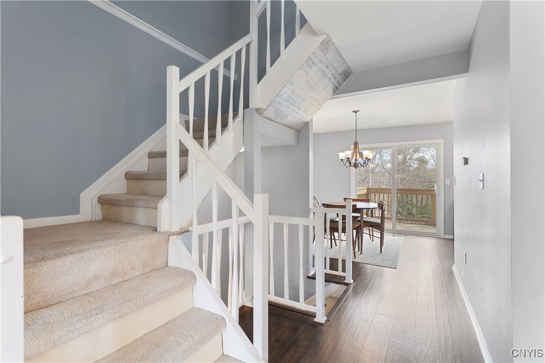 8124 Verbeck Drive, Manlius, New York image 9