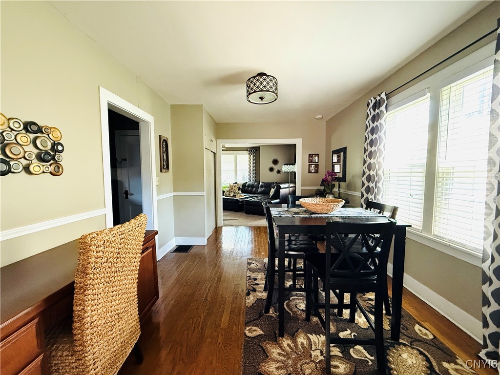 Cortland, New York 13045, United States, 3 Bedrooms Bedrooms, ,2 BathroomsBathrooms,Residential,Pending,162120